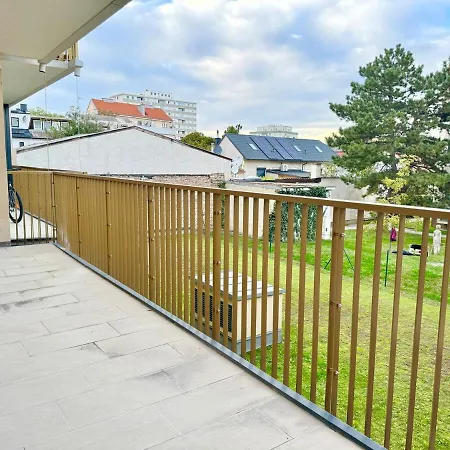 Stylish With Balcony Near Scs * Wiener Neudorf