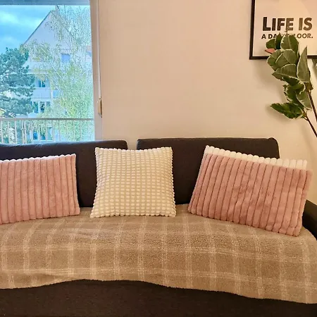 Stylish With Balcony Near Scs